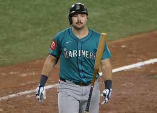 Cal Raleigh & Mariners Teammate Squash WBC Beef After Team USA Handshake Row