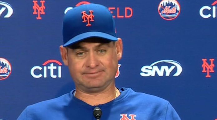 Carlos Mendoza Makes Big Promise to Retiring Mets Legend After New York Fans Left Heartbroken