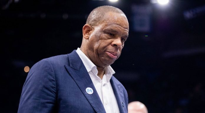 Hubert Davis’ 41-Year UNC Embarrassment More Than a Shock to College Basketball, Per CBS Experts