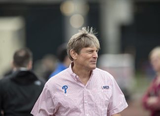 Philadelphia Loses Faith as John Middleton Snubs Phillies Legend’s Legacy for More Money