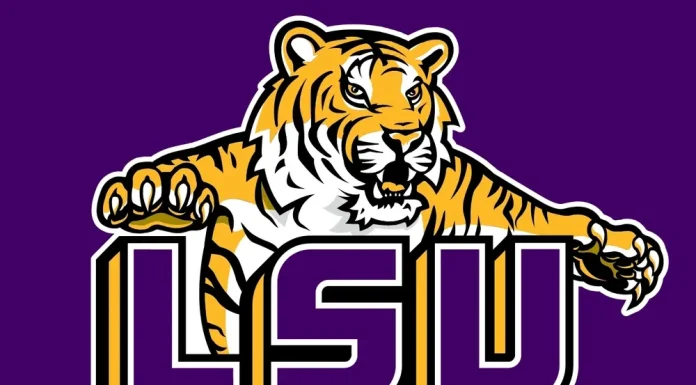 LSU EDGE Tears ACL After Just Recovering From Season-Ending Injury