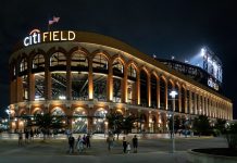 America Left Fuming on Mets Opening Day Singer for Fumbling the National Anthem