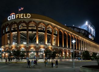 America Left Fuming on Mets Opening Day Singer for Fumbling the National Anthem