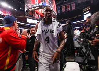 Who Are De’Aaron Fox’s Parents? Meet Aaron Fox and Lorraine Harris-Fox