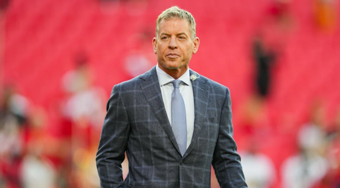 Troy Aikman Announces New Career Move After ESPN Season Ends