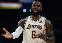 Lakers Fans Disgusted by Referee for Ruining LeBron James’ Historic Night vs Rockets