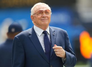 Cowboys Head Coach Personally Hosts Longhorns LB as Jerry Jones Leads Defensive Overhaul With 6 Signings