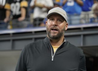 Steelers Legend Ben Roethlisberger Snubs Antonio Brown, JuJu Smith-Schuster as Favorite WR Revealed