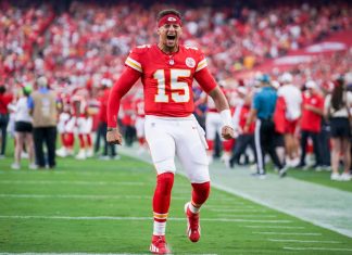 Patrick Mahomes’ Injury to Play a Key Role in Upcoming NFL Decision, Says Clark Hunt