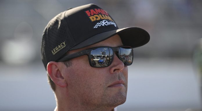 Jimmie Johnson’s Star Issues Humble Message on ‘Veteran’ Status Amid New Generation’s Rise