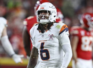 “I’d Have a Dead Leg:” Emotional P.J. Locke Details Major Career-Ending Scare Before Joining Cowboys