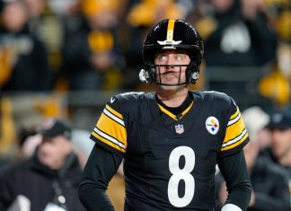 $123M Steelers Veteran Labeled ‘Most Overpaid’ as Money Seemingly Becomes Issue in Aaron Rodgers Talks