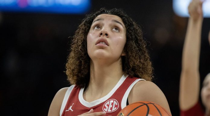 “It’s Gonna Be Scary Next Year”: Teary-Eyed Aaliyah Chavez Sends Warning After Sweet 16 Loss