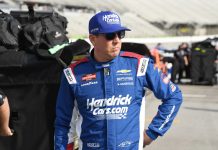 Kyle Busch’s Historic Title Chase Ignites Fan Speculation as Spire Motorsports Driver Faces Future Uncertainty