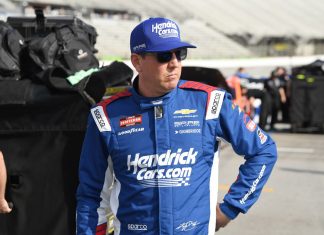 Kyle Busch’s Historic Title Chase Ignites Fan Speculation as Spire Motorsports Driver Faces Future Uncertainty