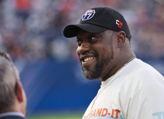 Warren Sapp Sets Record Straight After Claims He Was Pushed Out of Buccaneers by Disloyal Fans