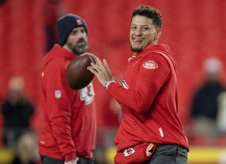NFL Doctor Shares Patrick Mahomes Injury Update as Training Video of Chiefs QB Emerges
