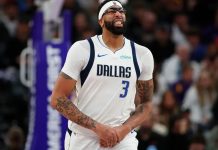 Anthony Davis Reveals Doctor Felt Nervous After Examining How Bad His Hand Injury Was