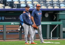 Astros Lose $9.35M Third Baseman to Sudden Bereavement Leave