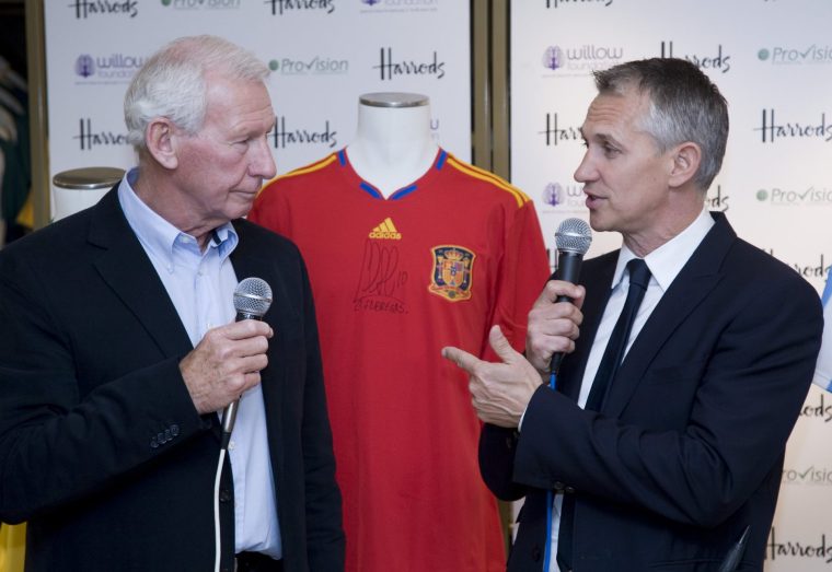 Former Arsenal And Scotland Goalkeeper And Willow Foundation Co Founder Bob Wilson, Former Footballer Gary Lineker During The World Class Football Auction Launch Photocall At Harrods. London. (Photo by John Phillips/UK Press via Getty Images)