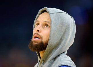Stephen Curry’s Injury Scare vs. Kings Risks Play-In Chances as Warriors Star Doesn’t Hold Back