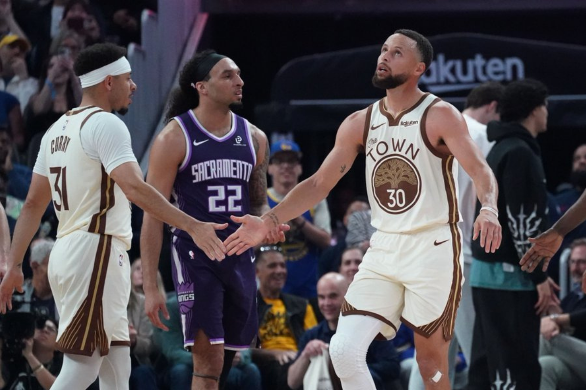 Stephen Curry and Seth Curry