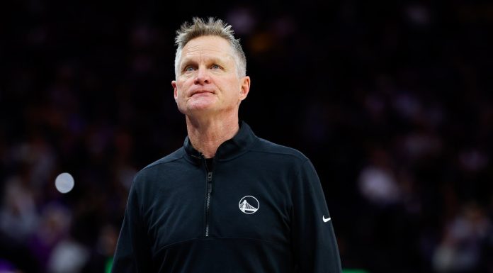 Injury-Riddled Warriors Sign Ex-Celtics Center: Report