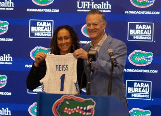 Florida WBB Down to Two Players as Nine Enter Transfer Portal After Coaching Change
