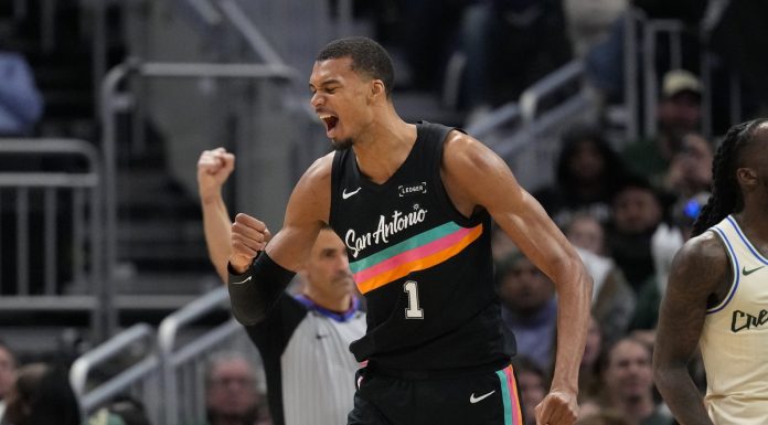 “Not Like These American-Born Players”: Victor Wembanyama Earns Massive Praise After Latest MVP Jump