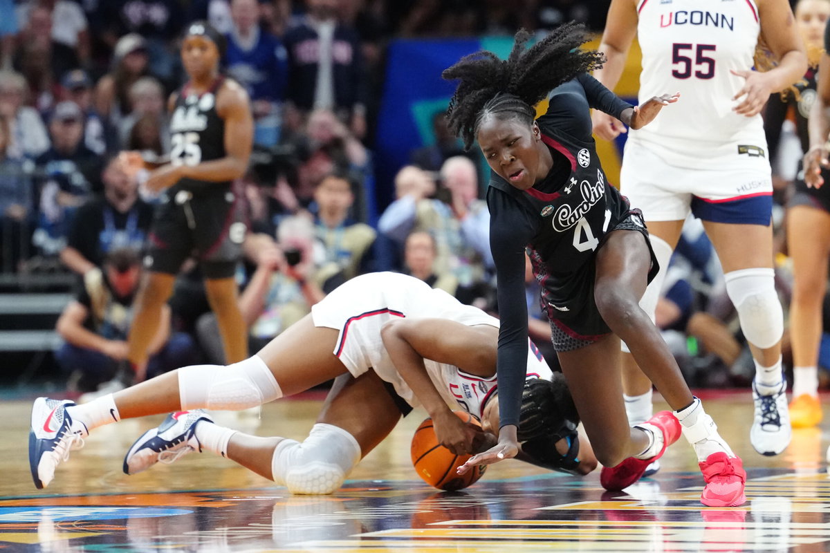 UConn Huskies vs South Carolina Gamecocks