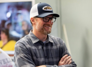 “Unbelievable”: Fans Show Surprising Reaction as Controversial NASCAR Figure Joins Dale Jr. & Co.