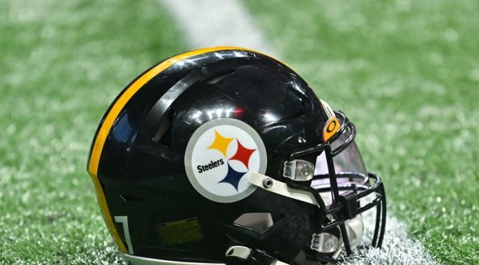 Former Pittsburgh Steelers WR Comes Out Of Retirement for 1-Year Deal with AFC Rivals