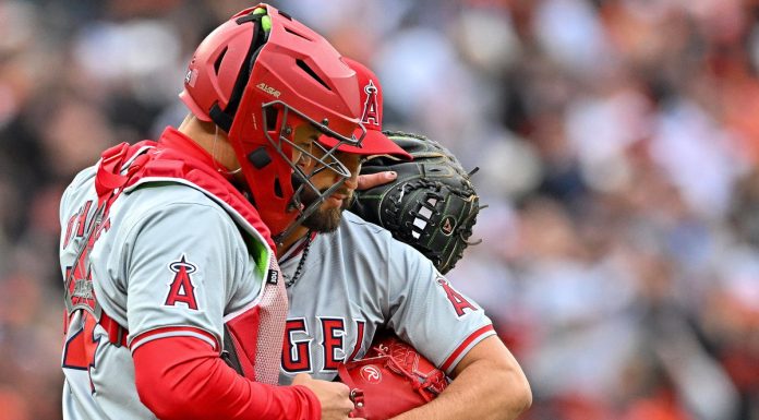 Red Sox’s $18M Pitcher Faces Another Setback Amid Mounting Struggle, Boston Panics