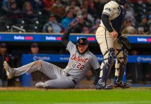 Panic Hits Detroit as 26YO Outfielder Carted Off-Field After Nasty Collision