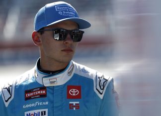 NASCAR Champion Takes Himself Out of Championship Race as Sponsor Crisis Leaves Him Helpless