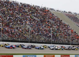 NASCAR Star’s Dominant Start Fuels Fan Debate as Championship Regulations Come Under Threat