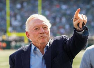 Jerry Jones Makes Telling Remark on George Pickens’ Future With Cowboys as Franchise Tag Deadline Approaches