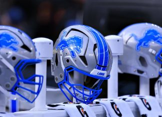 Former College Football DB From Eastern Michigan Shows Up Outside NFL Facility With a Sign Seeking Pro Opportunity