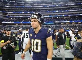 Chargers Star Calls for Better Protection of Justin Herbert After O-Line’s Injury-Riddled Season