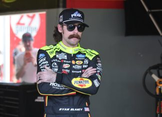Sudden Pit Crew Chaos Derails Team Penske’s Ryan Blaney Fix Before Kansas Even Starts