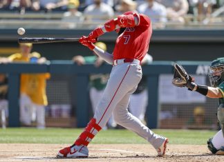 MLB World in Complete Disbelief After $5.2M Star Robs Mariners in Angels’ Shutout Win