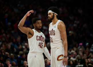 “Still Hurts”: Cavs Face Playoff Uncertainty as 27-Year-Old Star Admits Knee Struggles