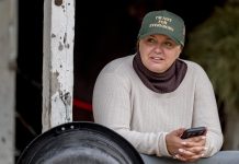 Ex-NBC Star Blasts ‘Self-Defeating’ Schedule as Cherie DeVaux Pulls Kentucky Derby Winner from $2M Race