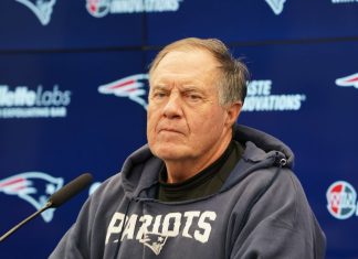 Jeff Ross Reveals Hardships of Getting Bill Belichick to Tom Brady’s Roast & Why Peyton Manning Almost Left
