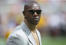 Cowboys Legend Terrell Owens Says ESPN Would Have ‘Destroyed His Reputation’ After Accusing His Manager of Stealing From Him