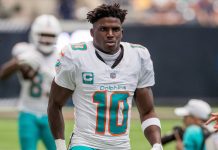 Best Landing Spots for Top Remaining NFL Free Agents: Tyreek Hill, Deebo Samuel, Jauan Jennings and More