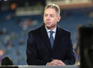 Cowboys Legend Troy Aikman Shares Update From Medical Center Amid Treatment