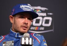 “It’s Not Easy”- Kyle Larson Breaks Silence on Embarrassing Winless Streak Amidst Chase Elliott Example