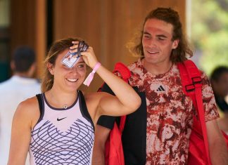 Paula Badosa’s Coach Contradicts Stefanos Tsitsipas’ Mother’s “Burden” Remark With Fragile Ego Claim